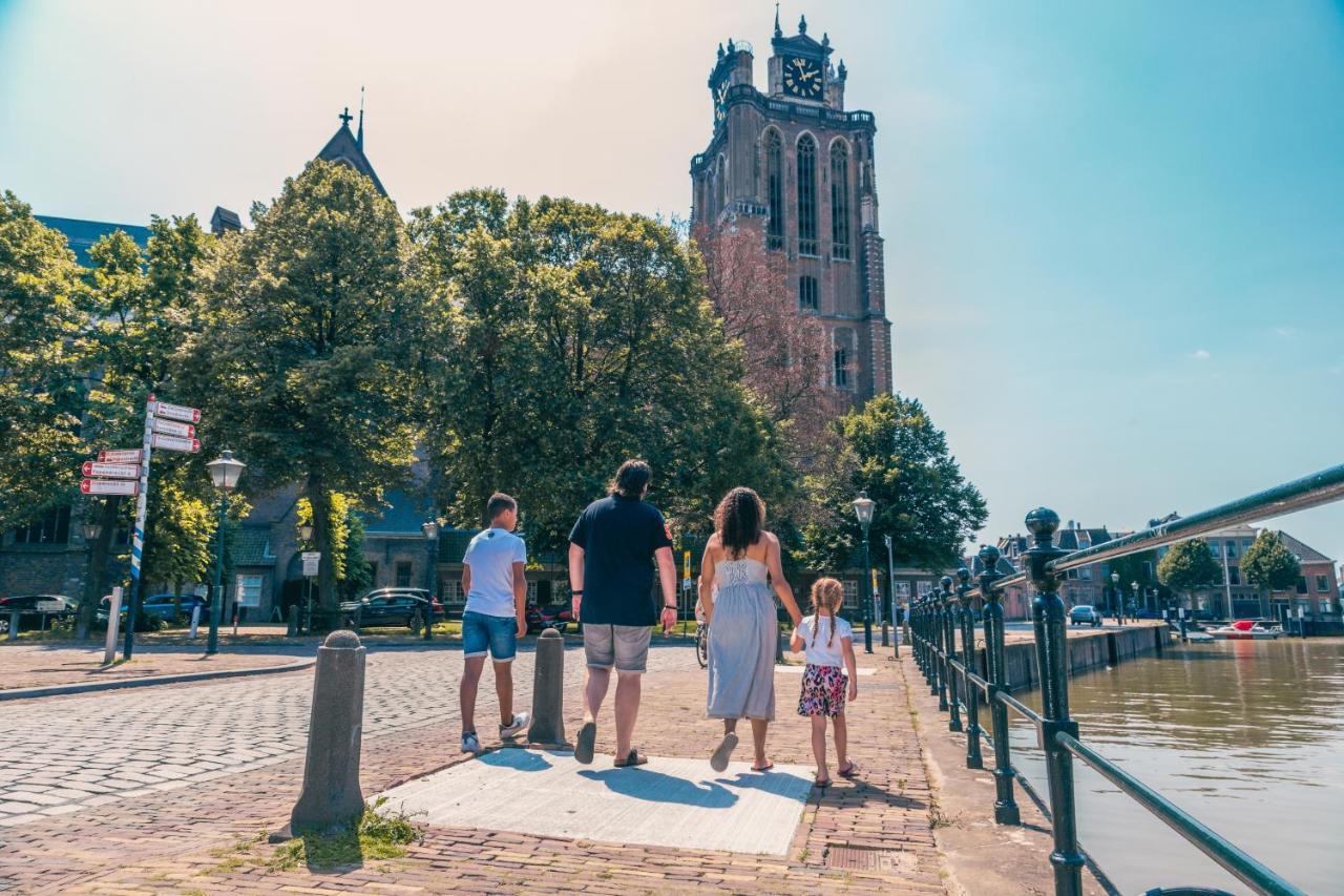 Europarcs De Biesbosch Hotel Willemsdorp Bagian luar foto