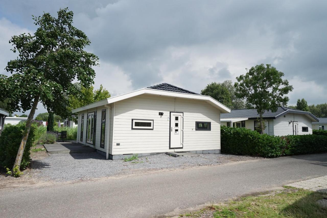 Europarcs De Biesbosch Hotel Willemsdorp Ruang foto