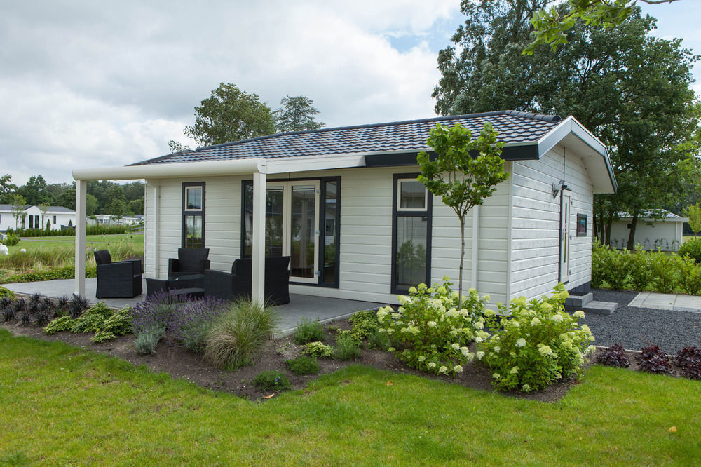 Europarcs De Biesbosch Hotel Willemsdorp Bagian luar foto